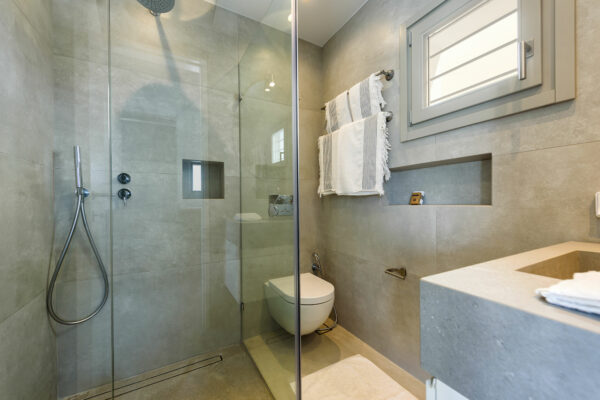 amalthea-142 amalthea-142